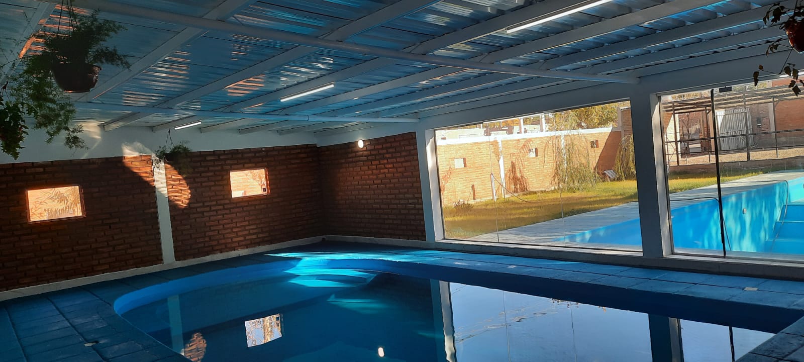 Piscina climatizada cubierta